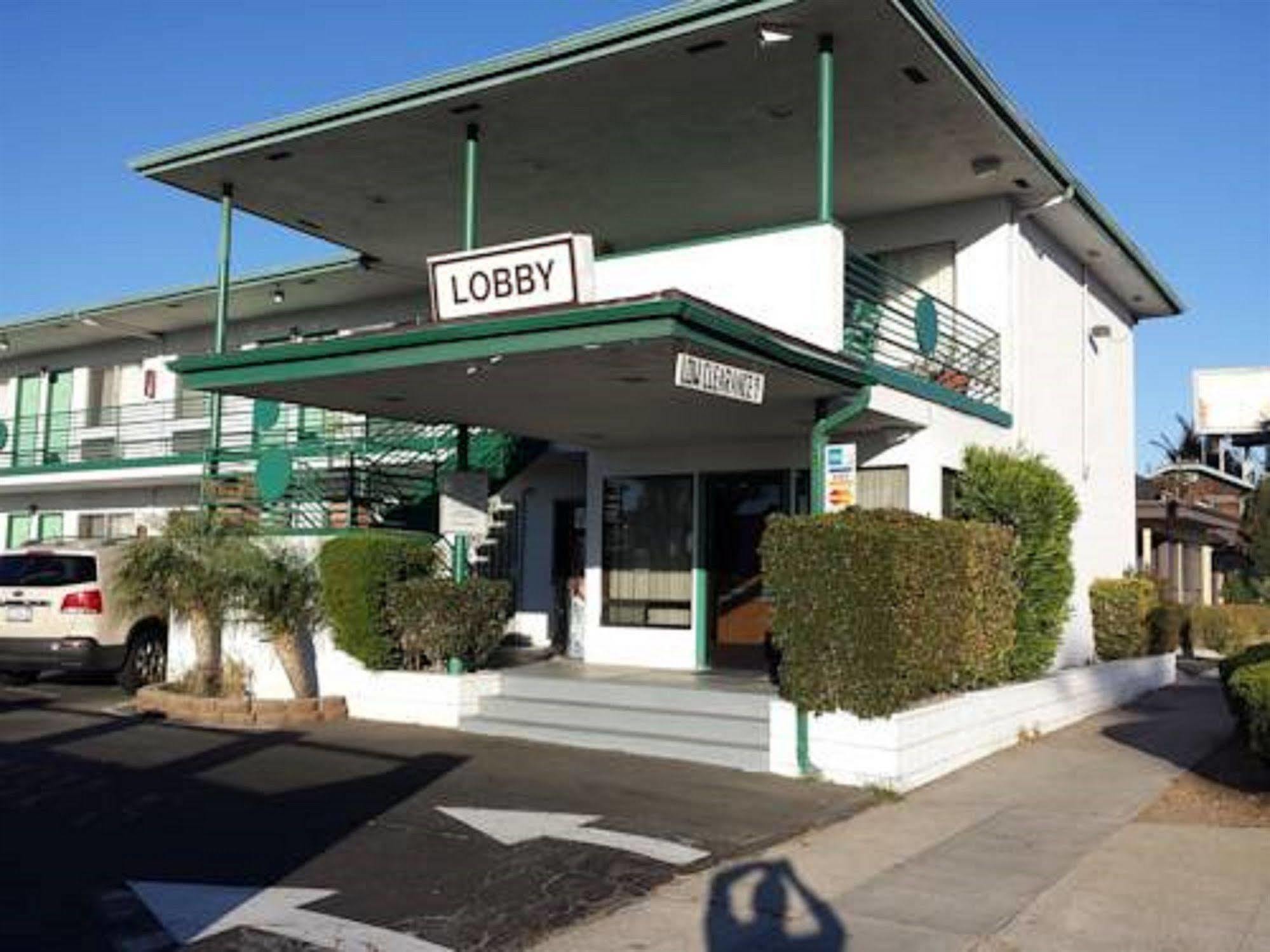 Travelers Beach Inn Ventura Exterior photo